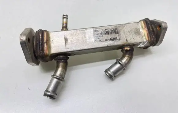 Audi A6 S6 C5 4B EGR valve cooler 059131513D 006219 AZ114