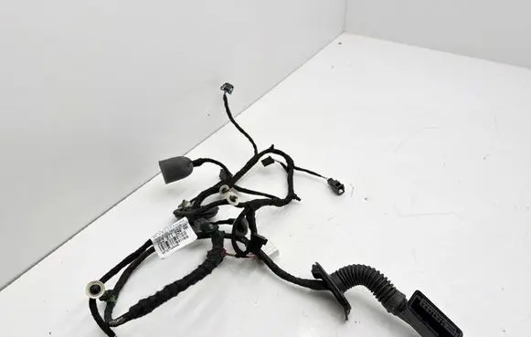 Skoda Octavia Mk4 Front door wiring loom 5E3971694AA