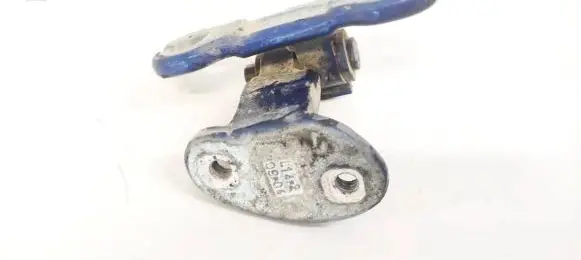 Volvo V50 Rear door lower hinge 30715358
