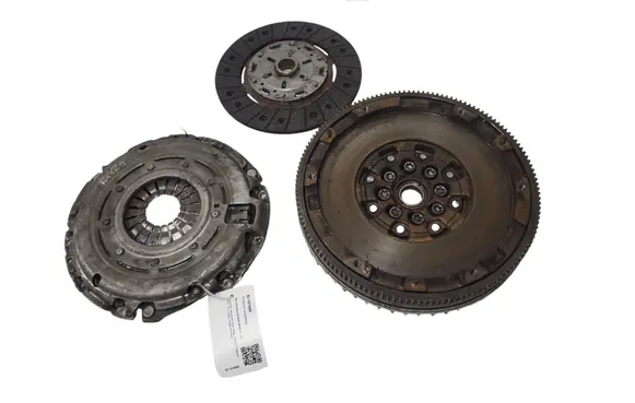 Mercedes-Benz B W246 W242 Clutch set kit 415065910 110522A0502 1028731
