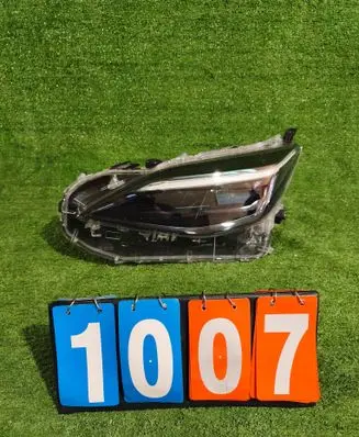 Toyota Yaris Cross Headlight/headlamp 