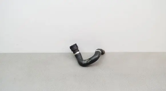Audi A8 S8 D4 4H Engine coolant pipe/hose 4H0819334J