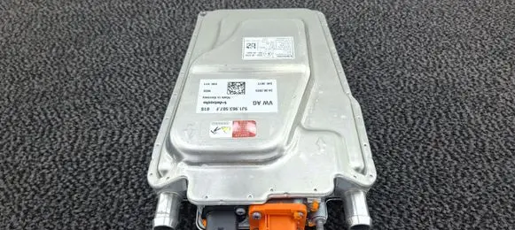 Porsche Taycan 9J1 Auxiliary heating control unit/module 9J1963507F 122R000550 10R068485