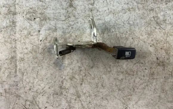 Mitsubishi Pajero Sport I Fuel cap release pull handle 