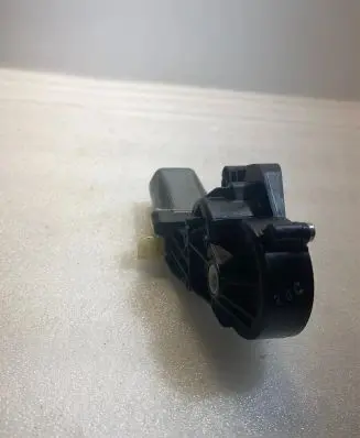 Mercedes-Benz ML W166 Seat adjustment motor 826649984