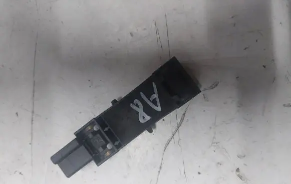 Audi A8 S8 D2 4D Airbag deployment crash/impact sensor 4D0959643D 250301 02317079J0BG
