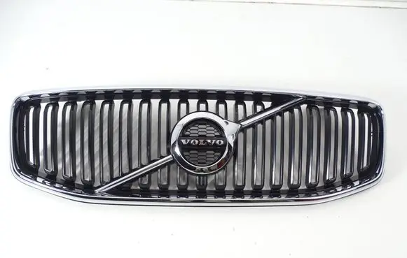Volvo XC60 Front bumper upper radiator grill 32368149 31479494