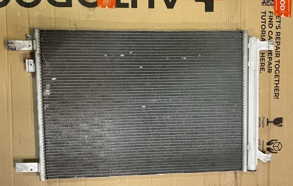 Volkswagen Golf VII A/C cooling radiator (condenser) 5Q0816411BG