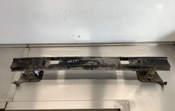 Peugeot Expert Rear bumper cross member 