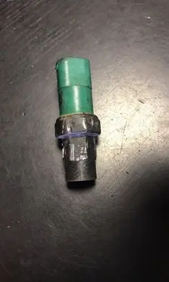 BMW 5 E39 Air conditioning (A/C) pressure sensor 8391639