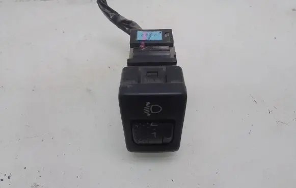 Subaru Forester SG Headlight level height control switch