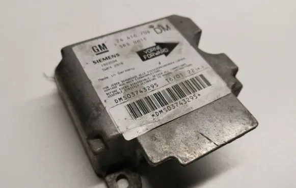 Opel Zafira A Airbag control unit/module 24416704DM 1923594