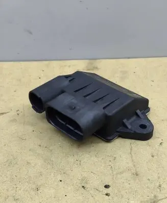 Mercedes-Benz CLK A209 C209 Glow plug pre-heat relay A6429005801 0522140210 1423404942
