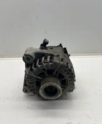 BMW 5 F10 F11 Generator/alternator 7807187 2543517B 131221A