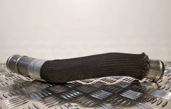 Jeep Grand Cherokee Intercooler hose/pipe 52014481AE