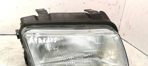 Audi A4 S4 B5 8D Headlight/headlamp 9839