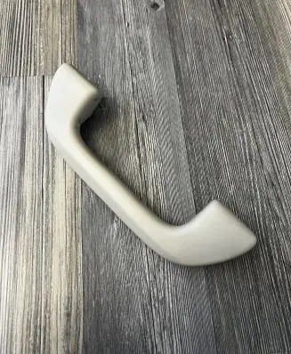 Honda CR-V Front interior roof grab handle
