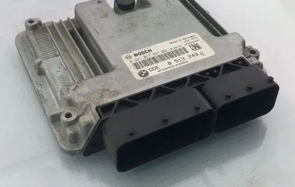 BMW X3 F25 Engine control unit/module 8513249 030024882 0281017647