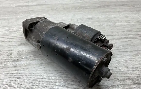 Mercedes-Benz SL AMG R129 Starter motor 1121510001 A1121510001