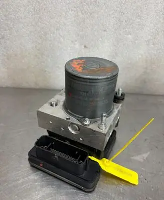 Renault Clio V Master brake cylinder