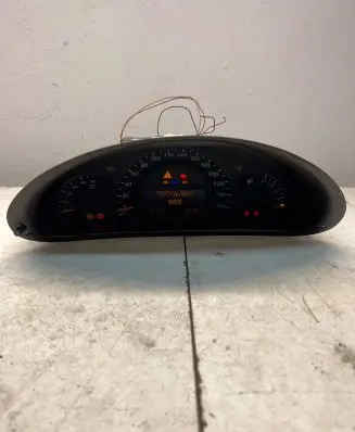 Mercedes-Benz C W203 Speedometer (instrument cluster) A2035401347 110080183