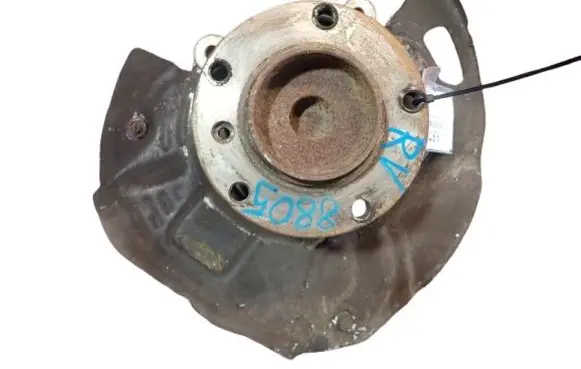 BMW 5 E34 Front wheel hub spindle knuckle 