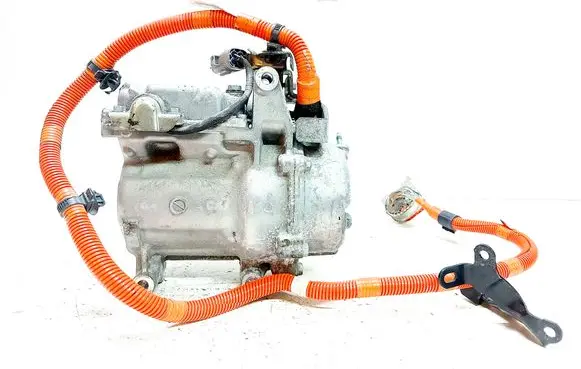 Mitsubishi Outlander Air conditioning (A/C) compressor (pump) 7813A379