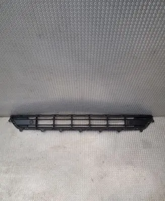 Volvo XC40 Front bumper lower grill 31449342