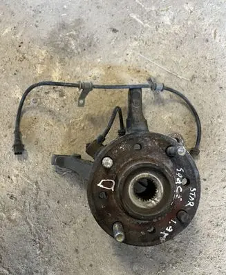 Mitsubishi Space Star Front wheel hub spindle knuckle
