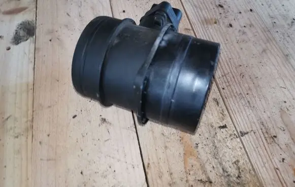 Audi A3 S3 8P Mass air flow meter 0281002461 074906461B