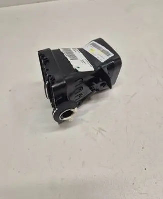 Volvo V60 Dash center air vent grill 39804063 7080707 0P502901