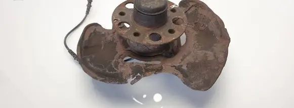 Mercedes-Benz CLK A209 C209 Front wheel hub
