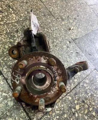 Subaru Outback Front wheel hub