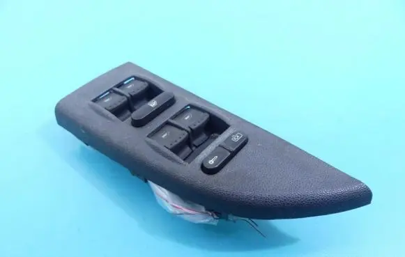 Skoda Fabia Mk1 (6Y) Electric window control switch 37SKV004 IMPRK1147158