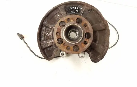 Mercedes-Benz SLK R172 Rear wheel hub 1723502008 1724230220