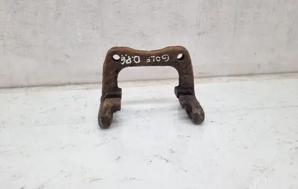 Volkswagen Golf Plus Brake caliper pad carrier rear 