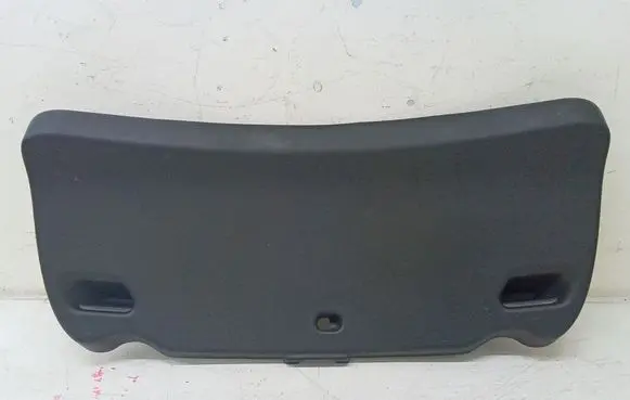Tesla Model 3 Tailgate trim 109045500