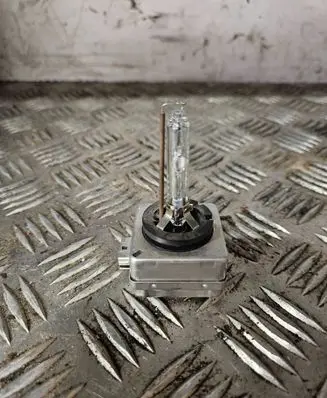 Volkswagen PASSAT B6 Xenon bulb 66140 q5k30115 95K30115