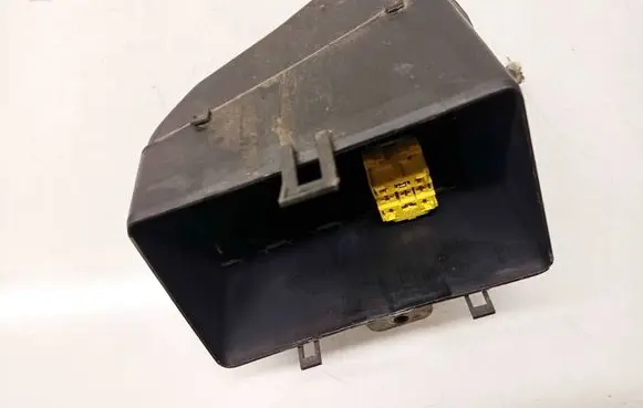 Volkswagen Sharan Fuse box set 7M0937573