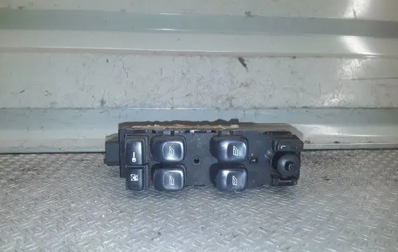 Volvo XC90 Electric window control switch 30658146