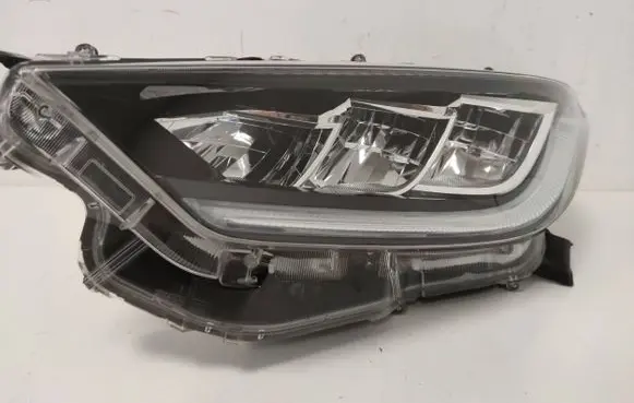 Toyota Yaris XP210 Headlight/headlamp KO8