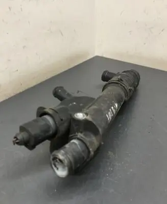 Thermostat/thermostat housing