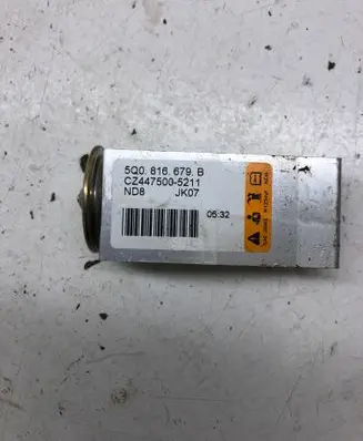 Air conditioning (A/C) expansion valve
