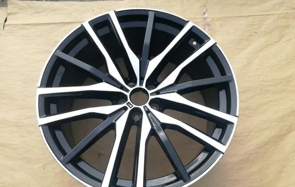BMW X5 G05 R22 alloy rim 9882610 8090013