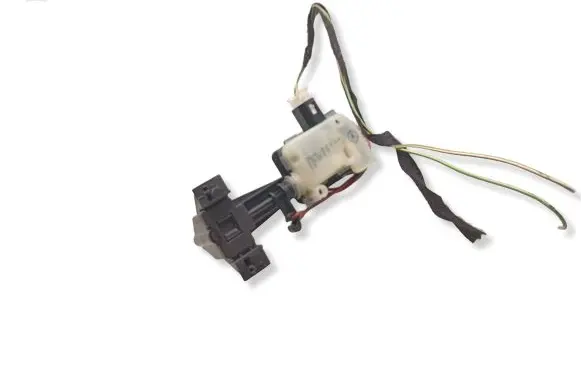 Mercedes-Benz R W251 Fuel tank cap lock motor A2518200197