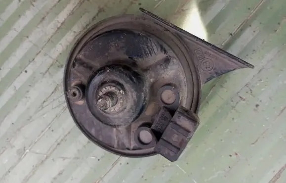 Audi A6 S6 C5 4B Horn signal 0092018