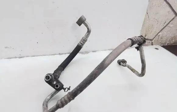 Opel Zafira B Air conditioning (A/C) pipe/hose