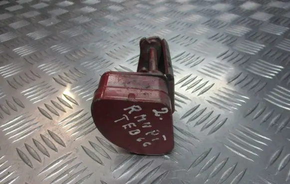 Renault Megane II Rear door check strap stopper