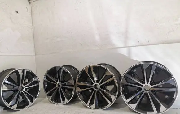 Audi Q4 e-tron R20 alloy rim 85H601025G 85H601025F