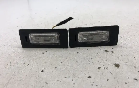 Audi A4 S4 B8 8K Number plate light 8T0943021